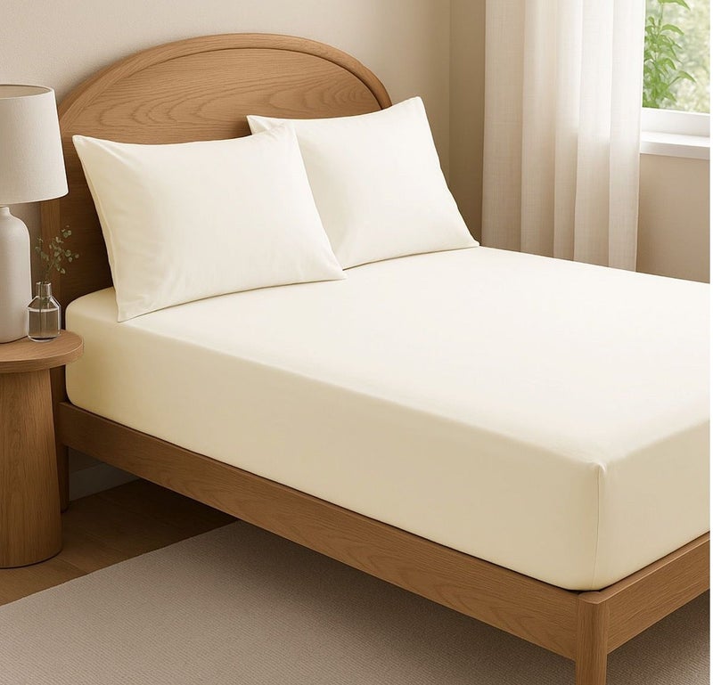 Deluxe Ivory White Comfy Fitted Bed Linen Set (3 Pieces) - 120 cm - Image 3